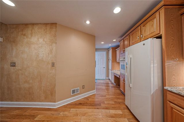 3226 Waters Edge, Murrysville, PA 15668