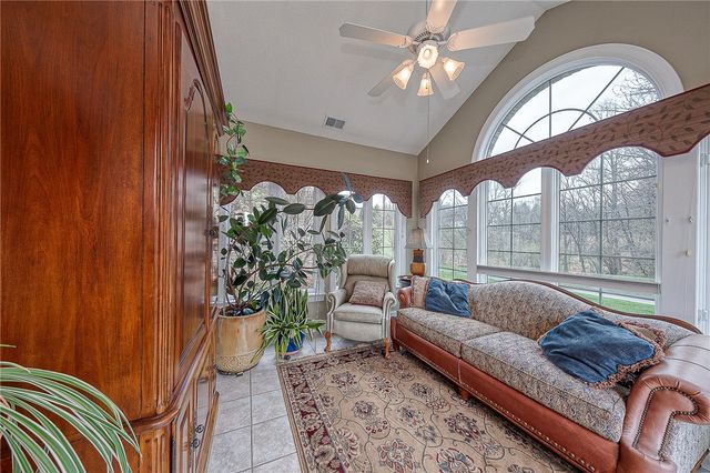 3226 Waters Edge, Murrysville, PA 15668