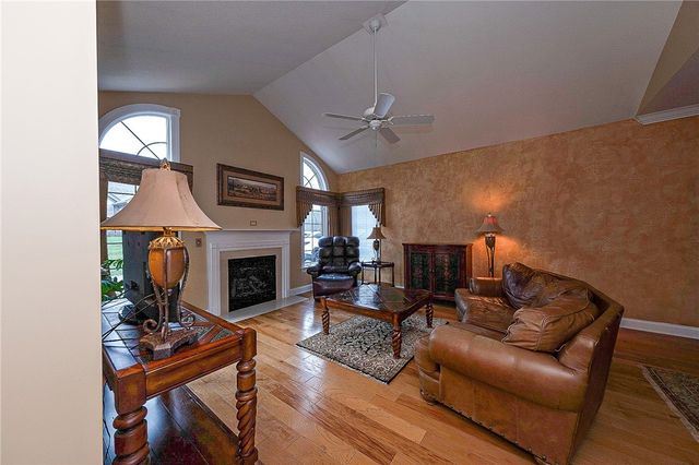 3226 Waters Edge, Murrysville, PA 15668