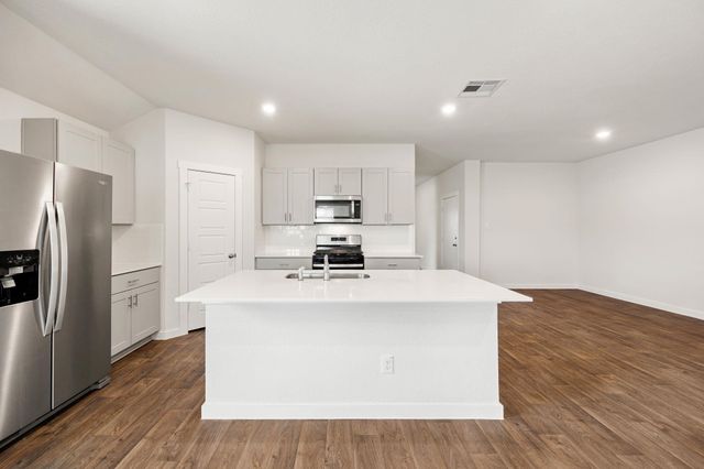 345 Merriman RD, San Marcos, TX 78666