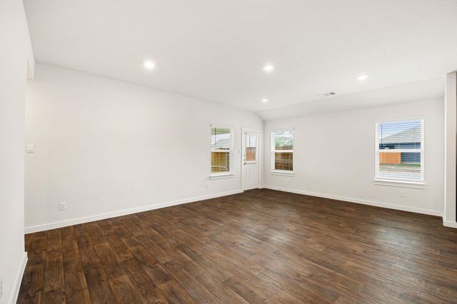 345 Merriman RD, San Marcos, TX 78666