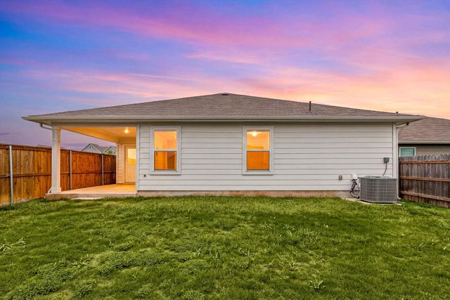 345 Merriman RD, San Marcos, TX 78666