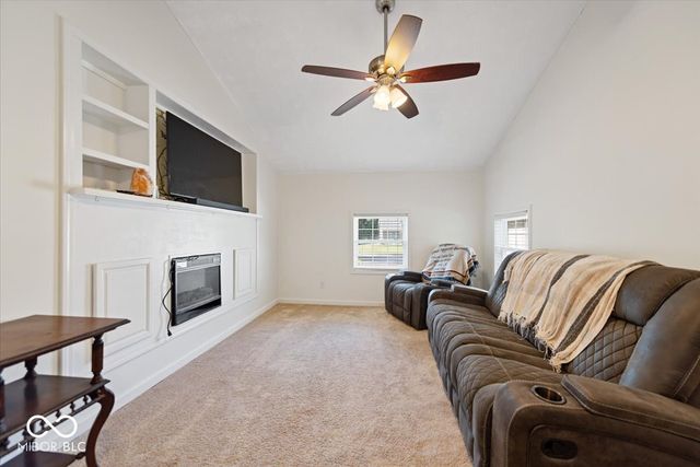 7785 E North Drive, Camby, IN 46113