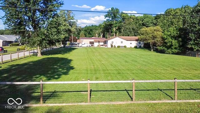 7785 E North Drive, Camby, IN 46113