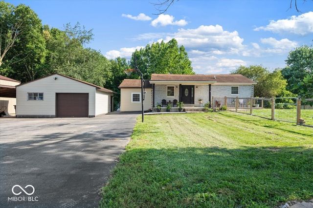 7785 E North Drive, Camby, IN 46113