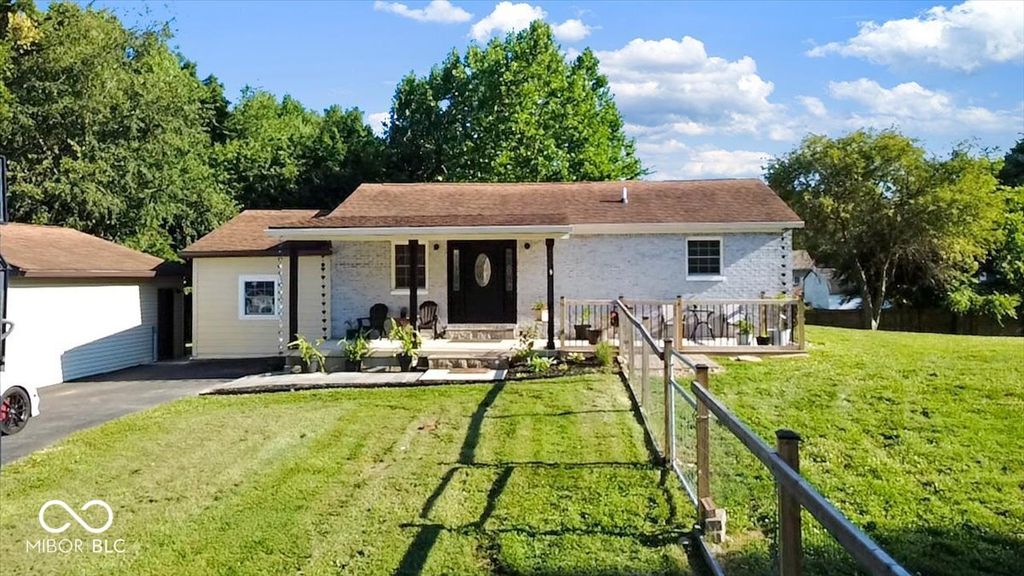 7785 E North Drive, Camby, IN 46113