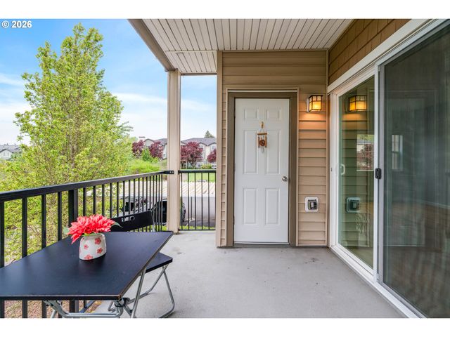 10834 Ne HOLLY St 204, Hillsboro, OR 97006