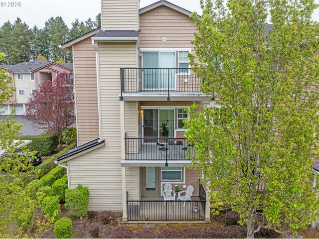 10834 Ne HOLLY St 204, Hillsboro, OR 97006