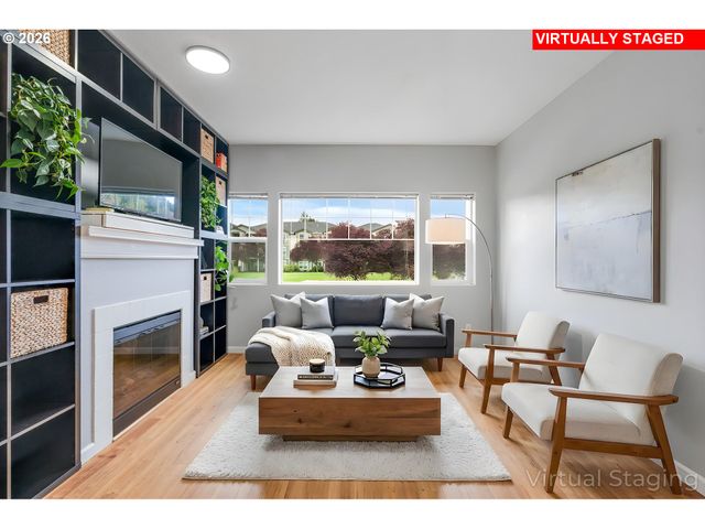 10834 Ne HOLLY St 204, Hillsboro, OR 97006