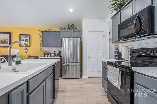 19684 Newell Way, Caldwell, ID 83605