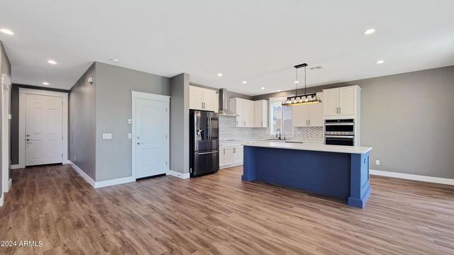56 S 190th Lane, Buckeye, AZ 85326