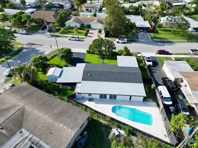 1319 Crest Drive, Lake Worth Beach, FL 33461