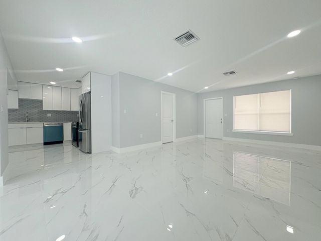 1319 Crest Drive, Lake Worth Beach, FL 33461