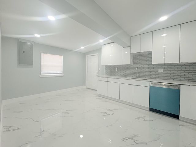 1319 Crest Drive, Lake Worth Beach, FL 33461
