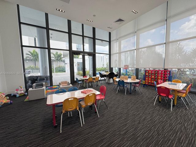 1600 NE 1st Ave 3611, Miami, FL 33132
