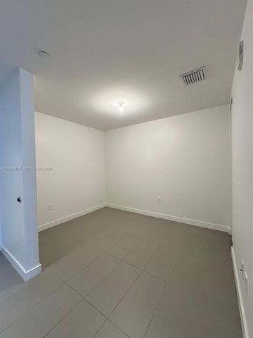 1600 NE 1st Ave 3611, Miami, FL 33132