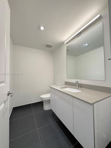 1600 NE 1st Ave 3611, Miami, FL 33132