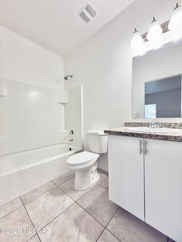 6227 S Southland Boulevard, Tucson, AZ 85706