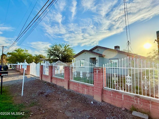 6227 S Southland Boulevard, Tucson, AZ 85706