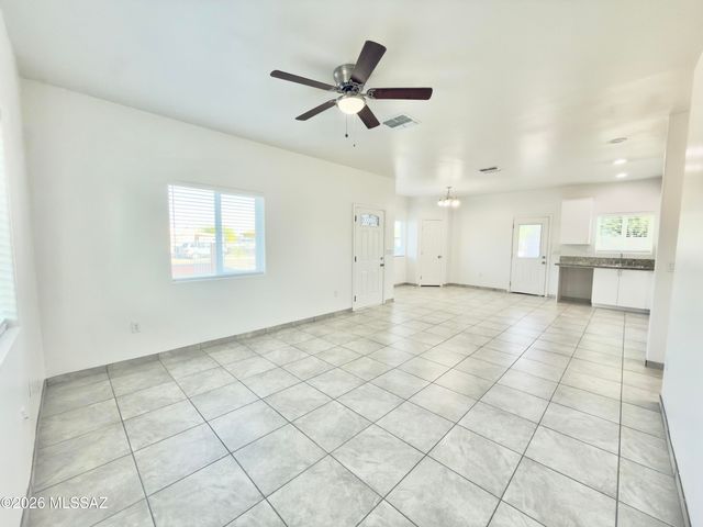 6227 S Southland Boulevard, Tucson, AZ 85706