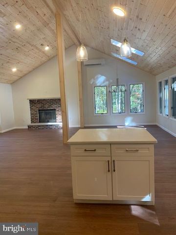 90 MIDWAY DR, Jim Thorpe, PA 18229