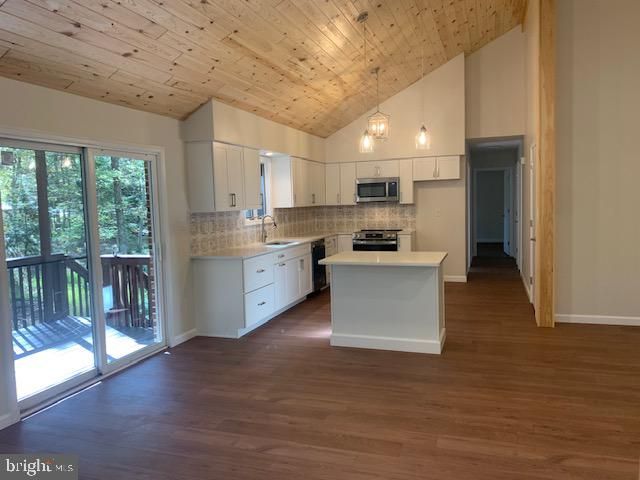 90 MIDWAY DR, Jim Thorpe, PA 18229