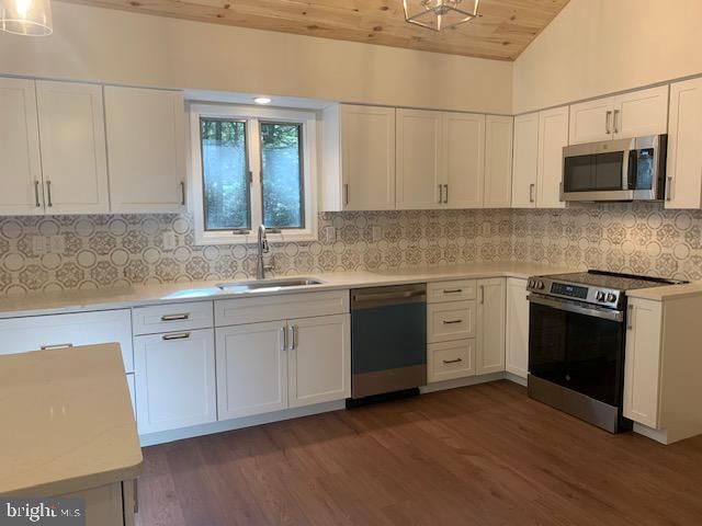 90 MIDWAY DR, Jim Thorpe, PA 18229