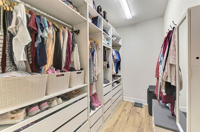 5523 SPANISH MOSS COVE, Bradenton, FL 34203