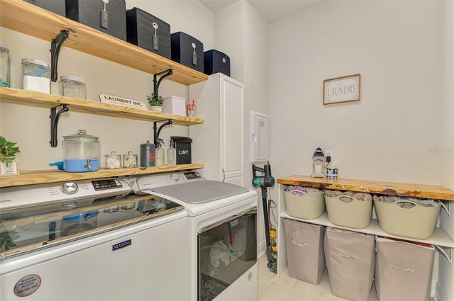 5523 SPANISH MOSS COVE, Bradenton, FL 34203