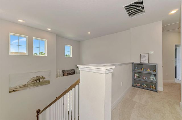 5523 SPANISH MOSS COVE, Bradenton, FL 34203