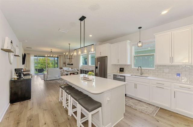 5523 SPANISH MOSS COVE, Bradenton, FL 34203