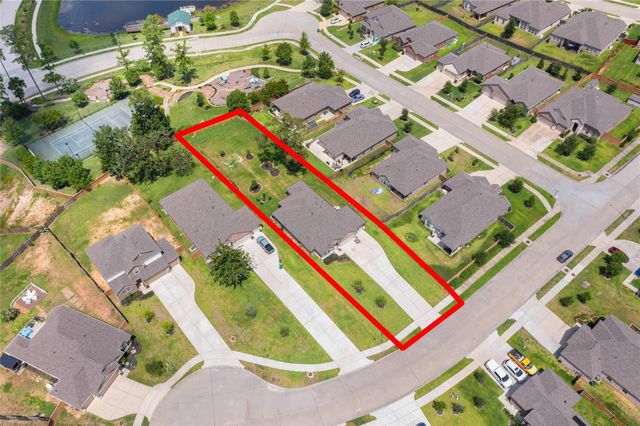 787 Dogberry Court, Conroe, TX 77304