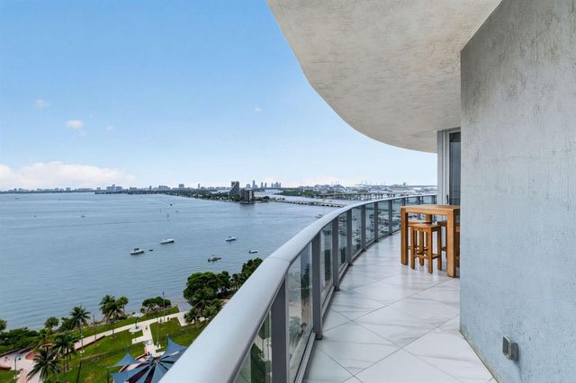 488 NE 18th Street 1515, Miami, FL 33132