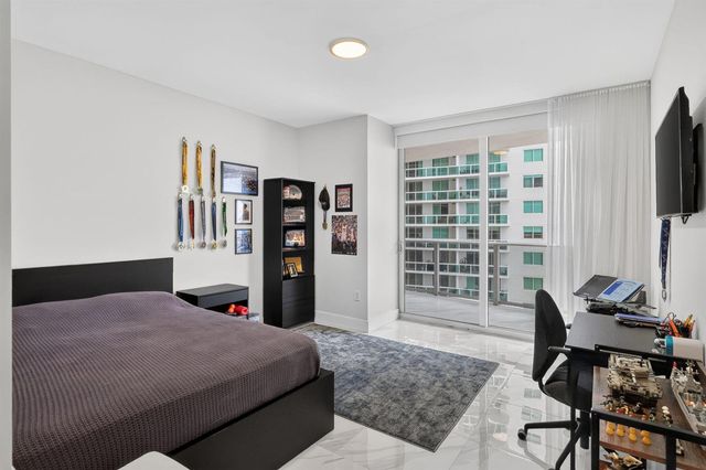 488 NE 18th Street 1515, Miami, FL 33132