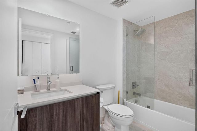 488 NE 18th Street 1515, Miami, FL 33132