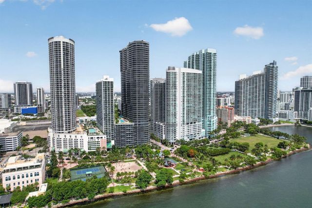 488 NE 18th Street 1515, Miami, FL 33132