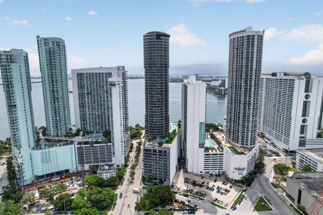 488 NE 18th Street 1515, Miami, FL 33132