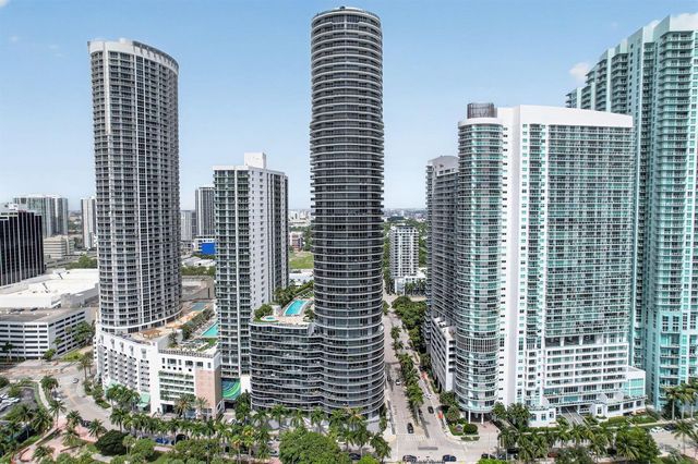 488 NE 18th Street 1515, Miami, FL 33132