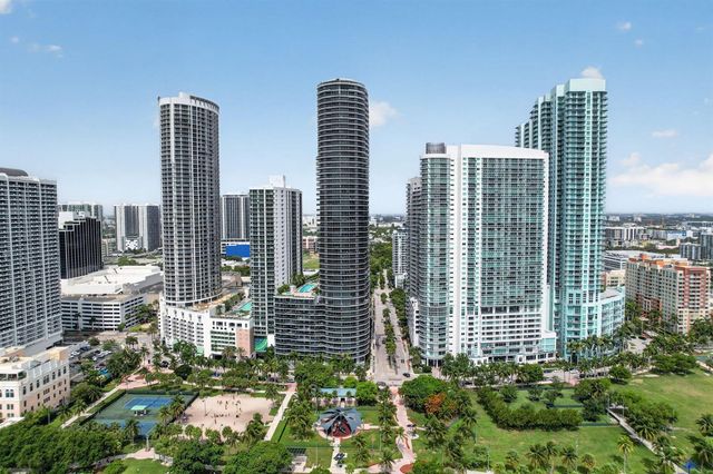 488 NE 18th Street 1515, Miami, FL 33132