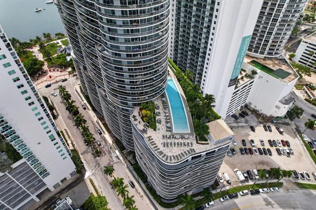 488 NE 18th Street 1515, Miami, FL 33132