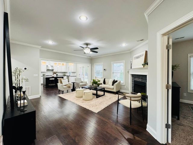 3880 Leighton Lane, Lexington, KY 40515