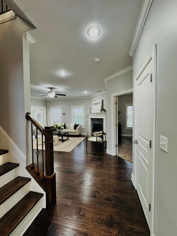 3880 Leighton Lane, Lexington, KY 40515