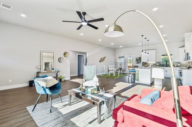 500 Mineral Wells Street, Terrell, TX 75160