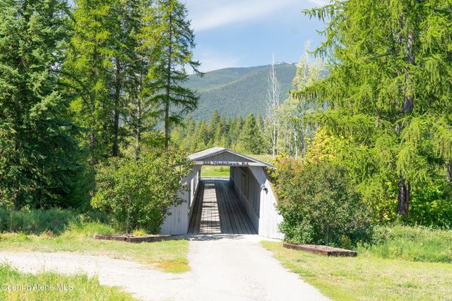 222 Nighthawk Rd, Bonners Ferry, ID 83805