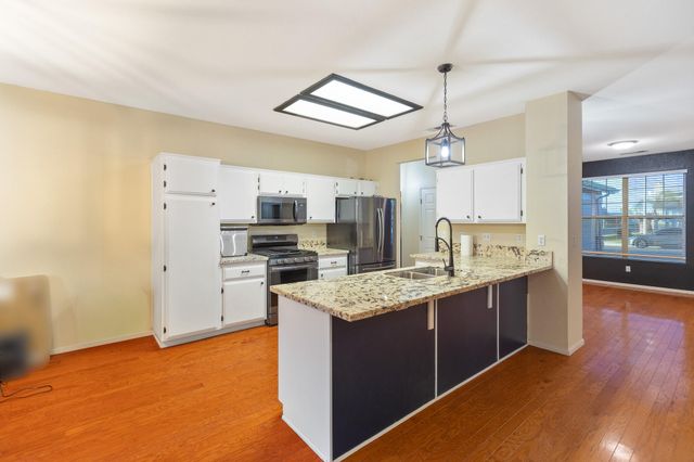 1843 Monache Avenue, Porterville, CA 93257