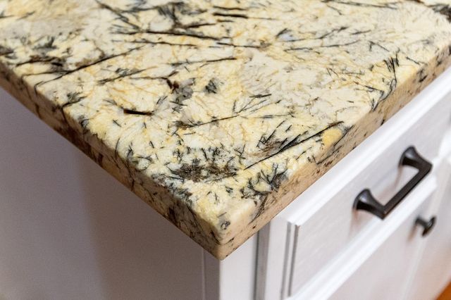 1843 Monache Avenue, Porterville, CA 93257