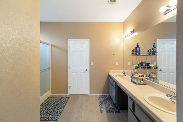 1843 Monache Avenue, Porterville, CA 93257