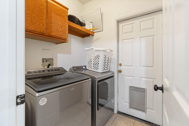 1843 Monache Avenue, Porterville, CA 93257