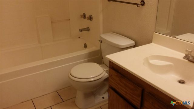 1102 Circle M Drive B, Killeen, TX 76549