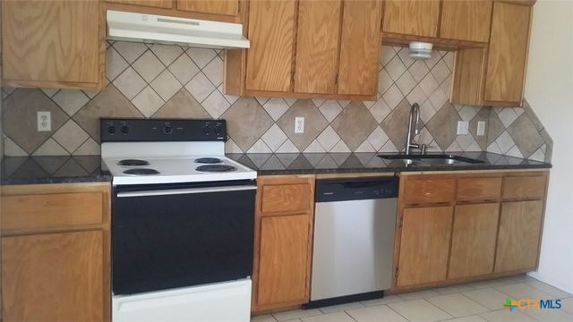 1102 Circle M Drive B, Killeen, TX 76549